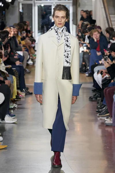 Look 47